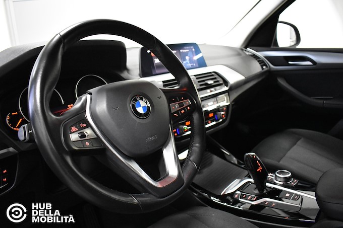 BMW X3 xDrive20d 48V Business Advantage